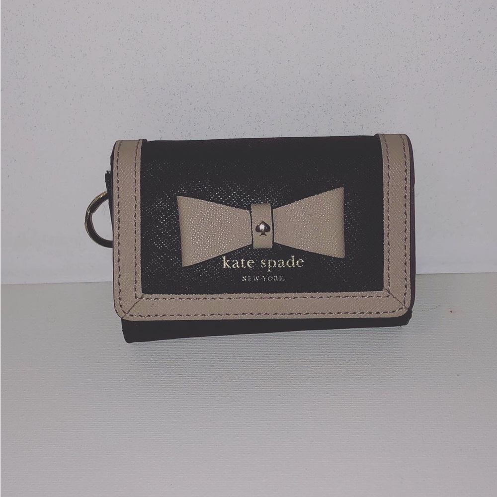 AUTHENTIC KATE SPADE WALLET